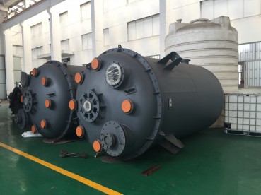 河北襯(chen)塑反應(ying)罐